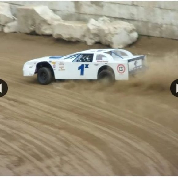 Meet your Posher, Daniel - Picture 1 of 1